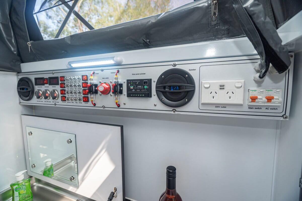 JAWA Campers - Sirocco | OneAdventure