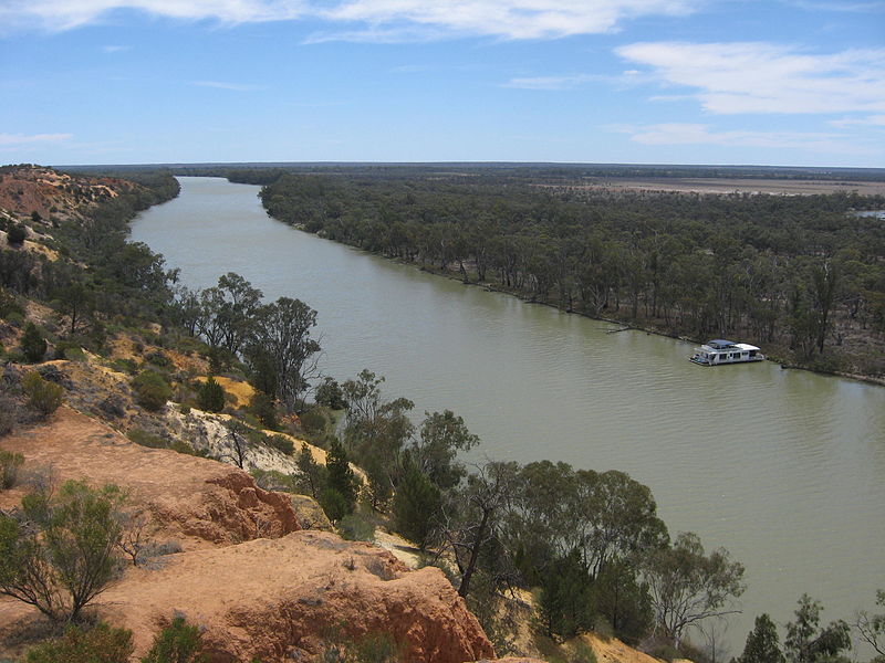 living on a boat murray river south australia