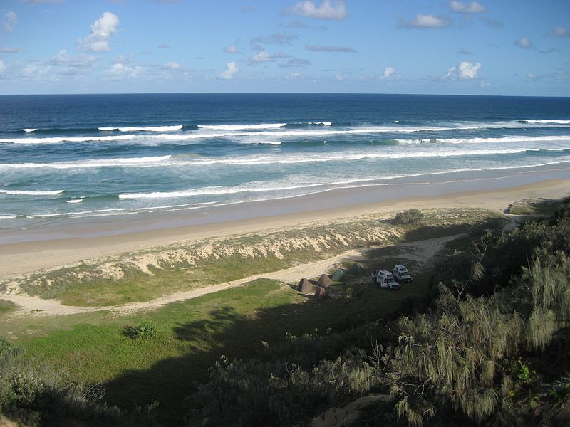 fraser island beach